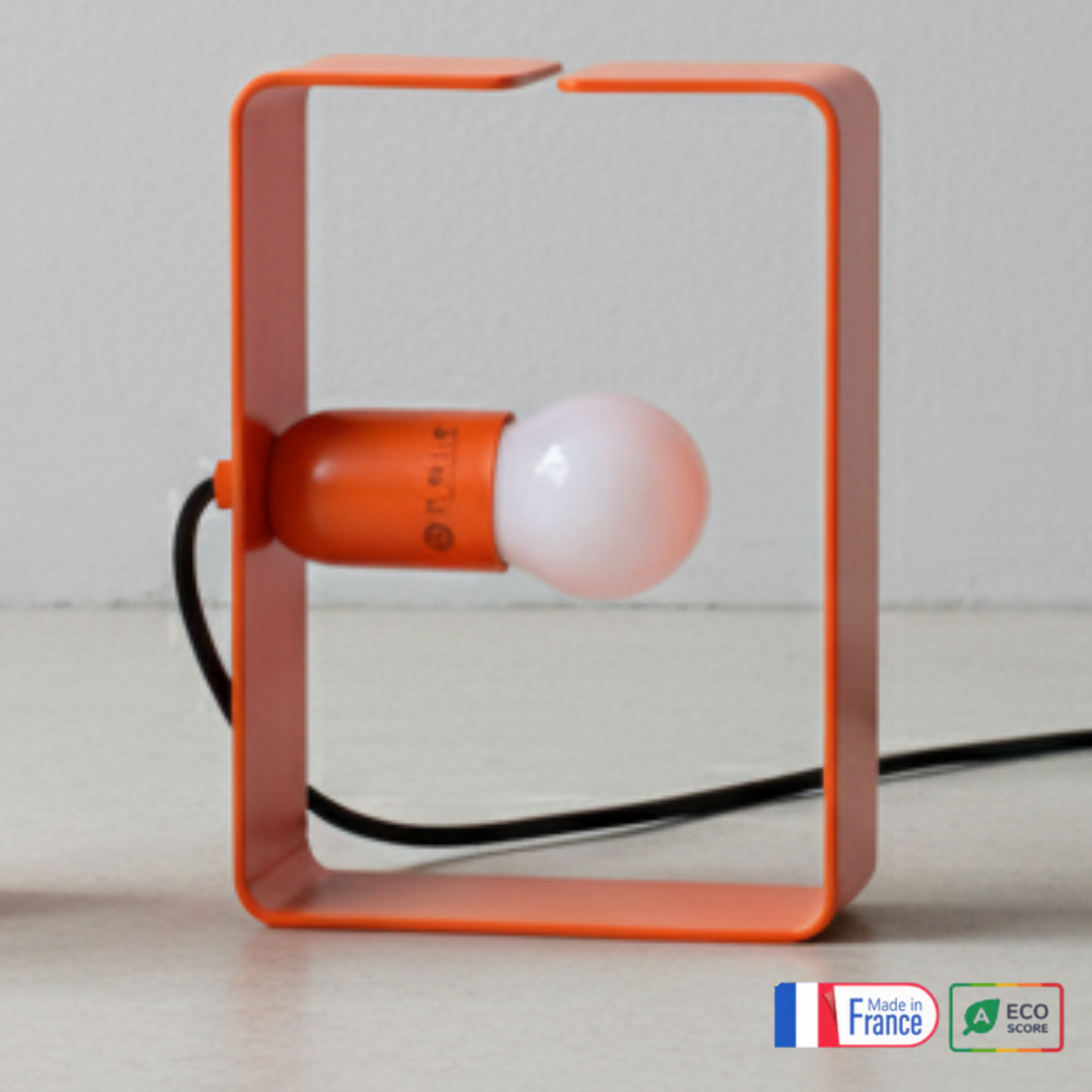 Lampe à Poser artisanale – acier recyclé français, fabrication française - Mini BO