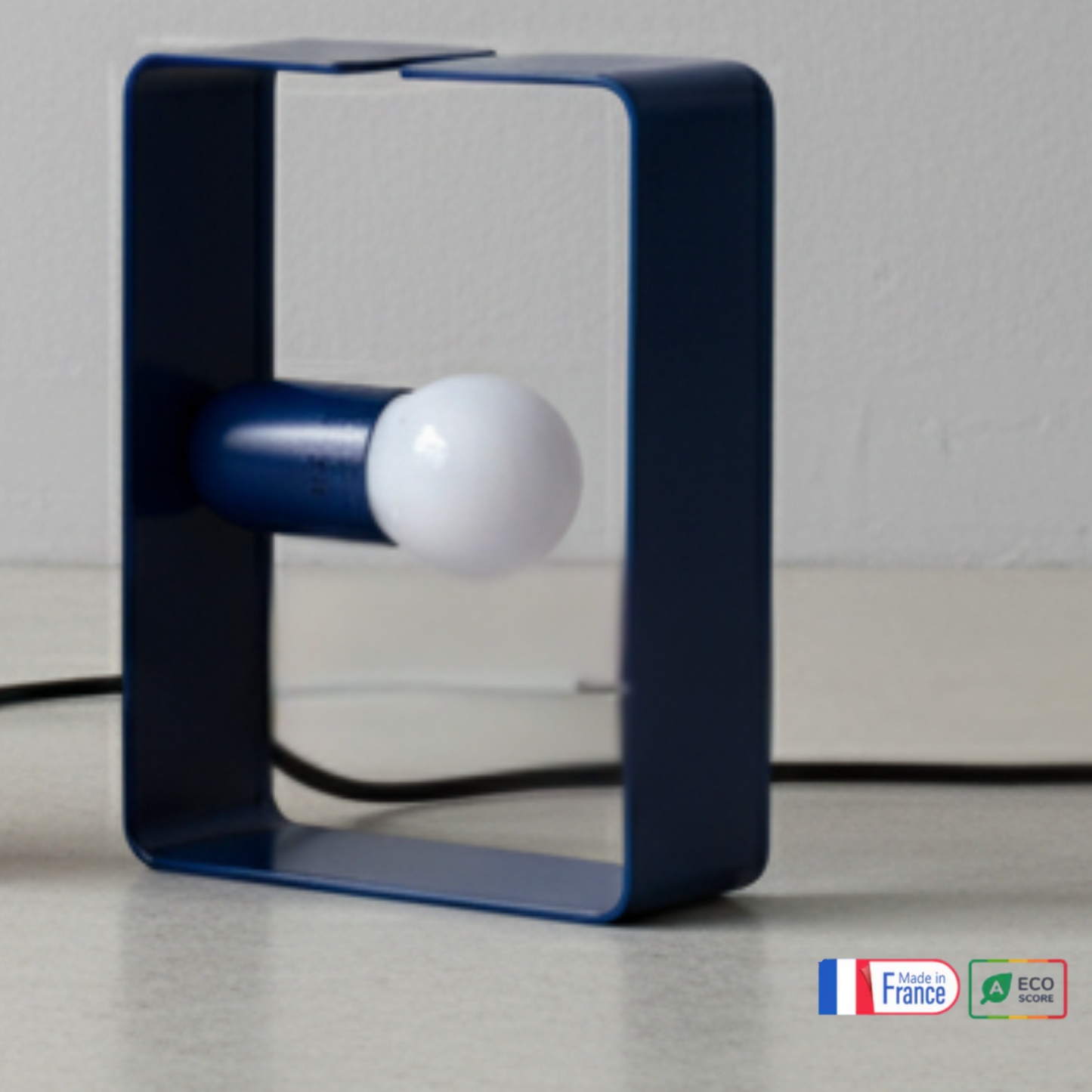 Lampe à Poser artisanale – acier recyclé français, fabrication française - Mini BO