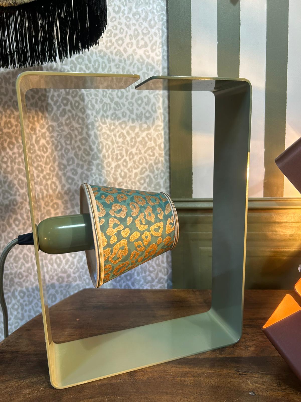 Lampe à Poser – acier recyclé fabrication artisanale française collection  BO